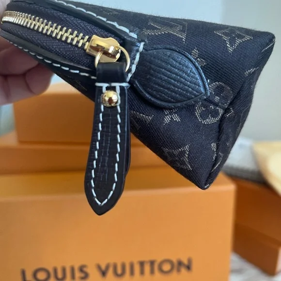 Minilin Cosmetic Pouch - Picture 7 of 9